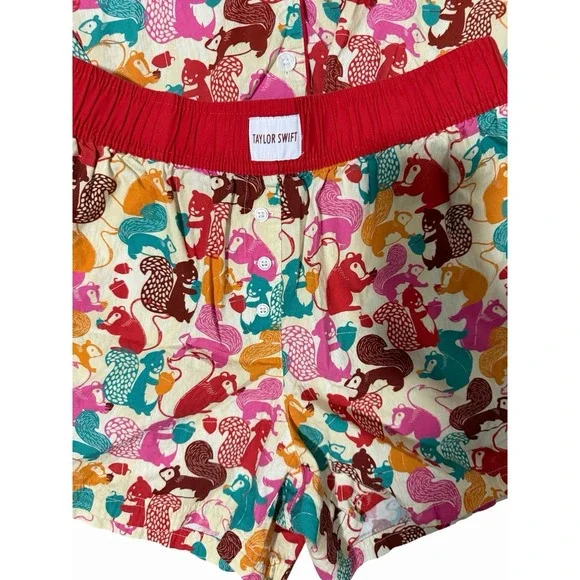 Taylor Swift Squirrel Pajama Set We Are Never Ever Getting Back Together Medium - Picture 12 of 16